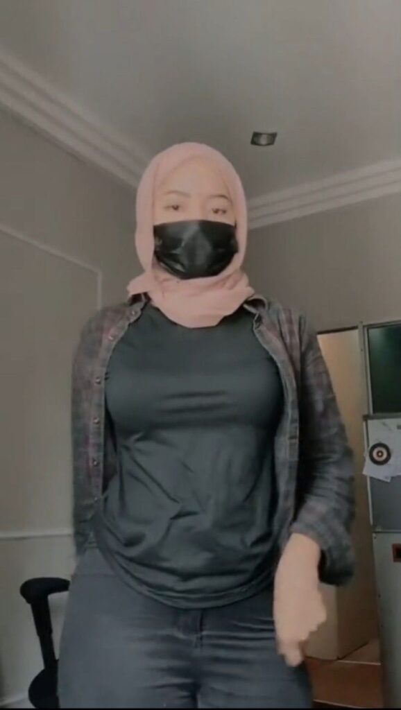 Viral 2024 Indo Hijab Geolan Ubur Ubur Ukhti Cantik Bikin Mimisan New Hot